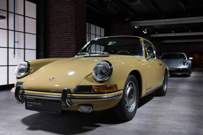Illustration for article titled Here's How to Tell the New Porsche 911 From the Old One